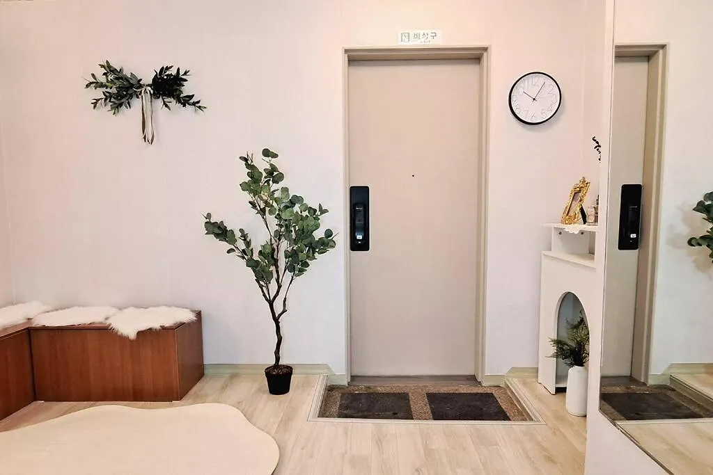 2 Rooms Daebang Station Yeouido Hangang Park Nodeul Island Seoul
